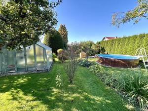 Prodej chaty, Hradec Králové, Červený Dvůr, 34 m2
