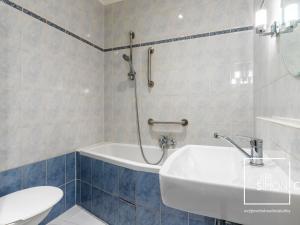 Pronájem bytu 2+1, Praha - Hostivař, Tenisová, 62 m2