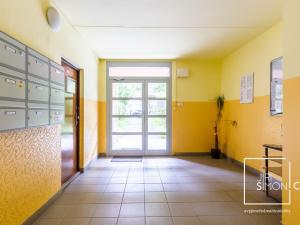Pronájem bytu 2+1, Praha - Hostivař, Tenisová, 62 m2
