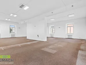 Pronájem obchodního prostoru, Uherské Hradiště, Palackého náměstí, 110 m2