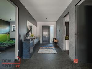 Prodej rodinného domu, Úherce, 268 m2