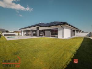 Prodej rodinného domu, Úherce, 268 m2
