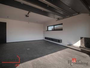 Prodej rodinného domu, Úherce, 268 m2