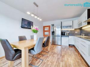 Prodej rodinného domu, Mariánské Lázně, Ladova, 221 m2