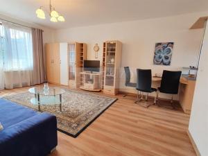 Pronájem bytu 2+kk, Praha, Patočkova, 80 m2