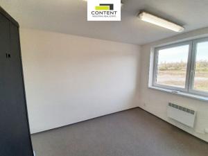 Pronájem výrobních prostor, Kladno - Dubí, Dubská, 2110 m2