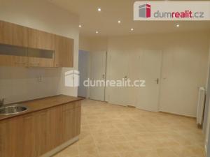 Pronájem bytu 3+1, Praha - Vršovice, Přípotoční, 80 m2