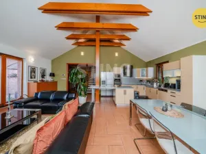 Prodej rodinného domu, Ostrava, Nad Úhorem, 239 m2