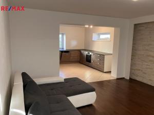 Prodej rodinného domu, Krahulov, 418 m2