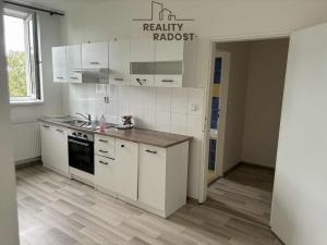Pronájem bytu 1+1, Ostrava, Erbenova, 38 m2