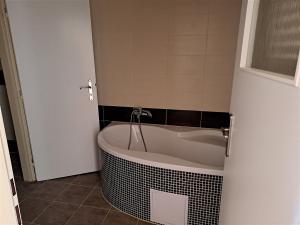 Pronájem bytu 3+1, Praha, Cimburkova, 82 m2