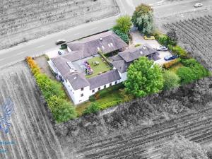 Prodej podílu vily, Mělník, Legionářů, 518 m2