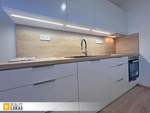 Pronájem bytu 1+kk, Ostrava, Spartakovců, 26 m2