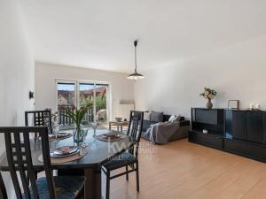 Prodej bytu 2+kk, Jesenice, Za Rybníkem, 56 m2