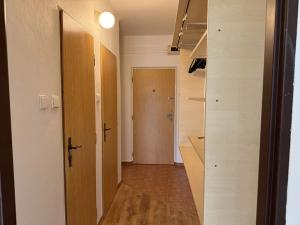 Pronájem bytu 1+kk, Česká Lípa, Jižní, 26 m2