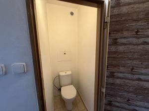 Pronájem bytu 1+kk, Česká Lípa, Jižní, 26 m2