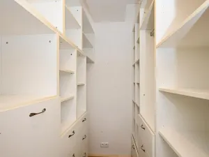 Pronájem bytu 2+kk, Praha - Dejvice, Kafkova, 56 m2