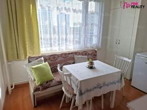 Pronájem bytu 2+1, Hradec Králové - Třebeš, Milady Horákové, 62 m2