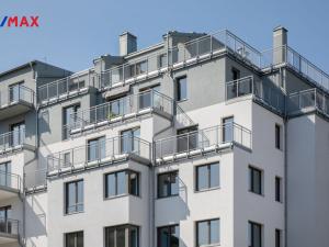 Prodej bytu 4+kk, Karlovy Vary, Šumavská, 84 m2
