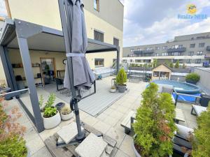 Pronájem bytu 4+kk, Praha - Modřany, Rorýsová, 109 m2