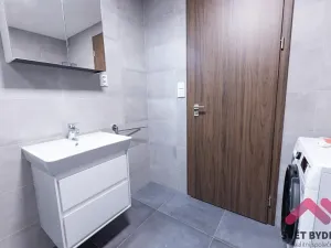 Pronájem bytu 2+kk, Praha - Řepy, Laudova, 56 m2