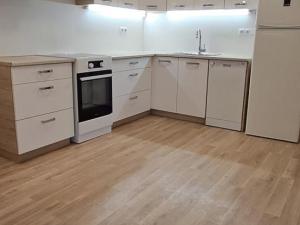 Pronájem bytu 3+kk, Praha - Hostivař, Záveská, 62 m2