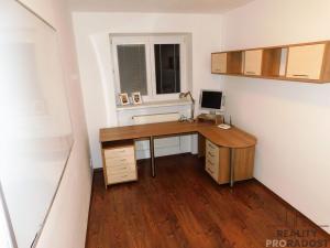 Pronájem bytu 3+kk, Hodonín, nám. B. Martinů, 61 m2