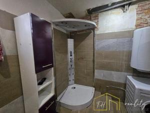 Prodej činžovního domu, Lom, Vrchlického, 250 m2