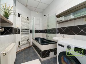 Pronájem bytu 3+1, Karlovy Vary, Sokolovská, 87 m2