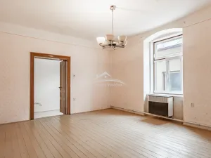 Prodej obchodního prostoru, Polná, Husovo náměstí, 654 m2