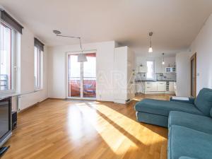 Pronájem bytu 3+kk, Praha, Tlumačovská, 93 m2