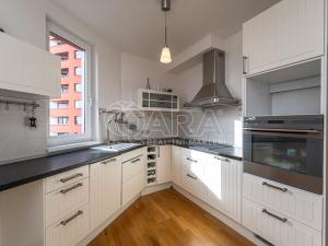 Pronájem bytu 3+kk, Praha, Tlumačovská, 93 m2