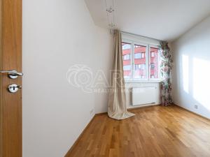 Pronájem bytu 3+kk, Praha, Tlumačovská, 93 m2
