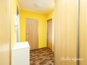 Pronájem bytu 3+kk, Praha - Střížkov, Varnsdorfská, 52 m2