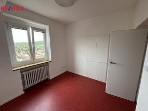 Pronájem bytu 3+kk, Zlín, Věžové domy, 65 m2