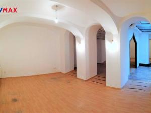 Pronájem obchodního prostoru, Olomouc, Šemberova, 99 m2