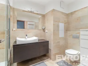 Prodej bytu 2+kk, Praha - Horní Měcholupy, Hornoměcholupská, 49 m2