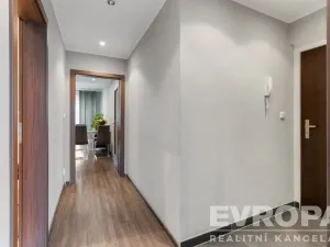 Prodej bytu 2+kk, Praha - Horní Měcholupy, Hornoměcholupská, 49 m2