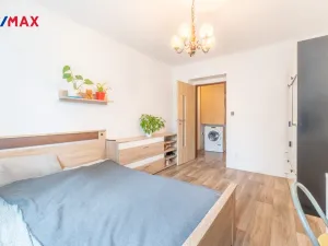 Prodej bytu 3+1, Říčany - Voděrádky, Krabošická, 58 m2