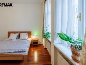 Pronájem bytu 4+1, Karlovy Vary, Jaltská, 108 m2