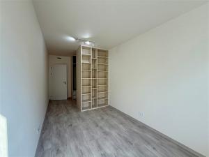 Pronájem bytu 2+kk, Praha, Kolbenova, 50 m2