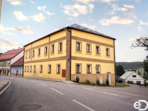 Prodej bytu 2+kk, Miletín, Komenského, 48 m2