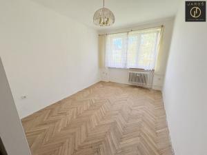 Prodej bytu 2+1, Žatec, Hájkova, 52 m2