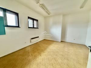 Prodej činžovního domu, Bystré, nám. Na podkově, 899 m2