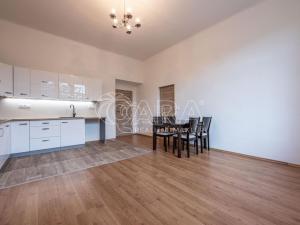 Pronájem bytu 4+kk, Praha, 91 m2