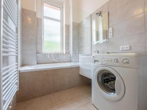 Pronájem bytu 4+kk, Praha, 91 m2