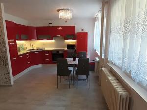 Prodej bytu 3+kk, Odolena Voda, V Malém háji, 73 m2