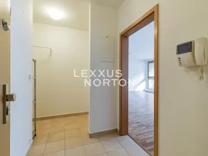 Pronájem bytu 2+kk, Praha - Smíchov, Randova, 70 m2