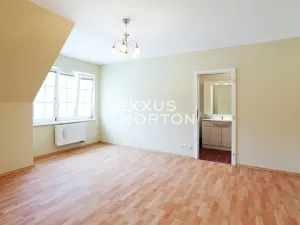 Pronájem vily, Praha - Nebušice, K vinicím, 288 m2