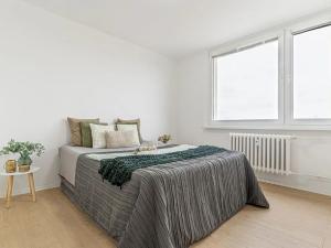 Prodej bytu 2+1, Vlašim, Komenského, 52 m2